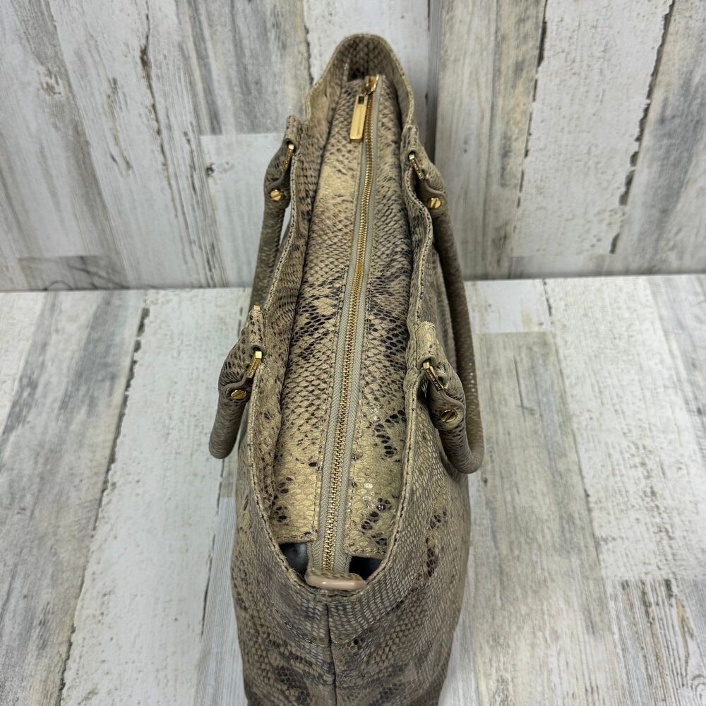 Tory Burch Gray Python Embosed And Black Structur… - image 3